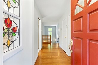 166 Vista Grande in Kentfield, CA - Building Photo - Building Photo