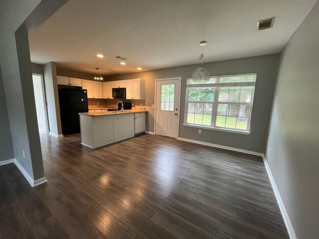 property at 74 Front Run Pl