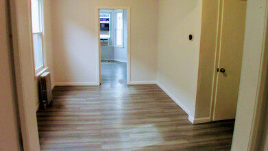31 Marne St, Unit 2 in Newark, NJ - Building Photo - Building Photo