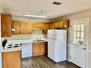 13-15 Rockcreek Dr in Rome, GA - Building Photo - Building Photo
