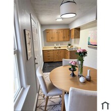 3860 E 72nd St in Cleveland, OH - Foto de edificio - Building Photo