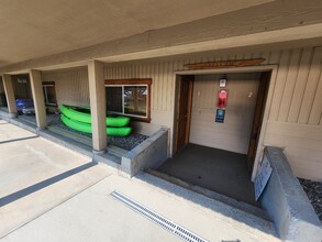 34152 Lakeside Ave in Bayview, ID - Building Photo - Building Photo