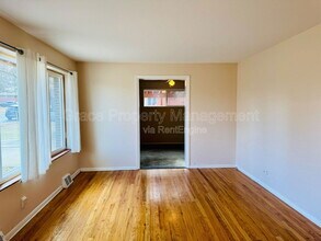 411 S Simms St in Lakewood, CO - Building Photo - Building Photo