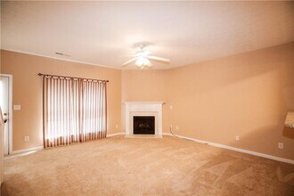 3875 Dandridge Way NW in Duluth, GA - Foto de edificio - Building Photo