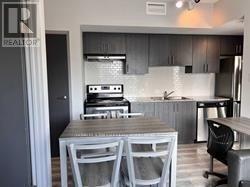 275-F275 Larch St in Waterloo, ON - Building Photo - Building Photo