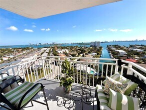 2150 Sans Souci Blvd in North Miami, FL - Building Photo - Building Photo