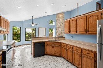 445 1st Ave in Indialantic, FL - Building Photo - Building Photo
