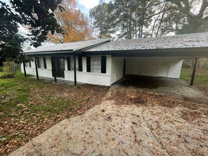 247 Champion Hill Dr in Jackson, MS - Building Photo