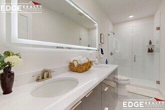 38 Hichborn St, Unit 506 in Boston, MA - Foto de edificio - Building Photo