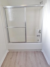 326 S Westlake Ave-Unit -102 in Los Angeles, CA - Building Photo - Building Photo