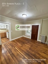 806 Rankin Pl in Greensboro, NC - Building Photo - Building Photo