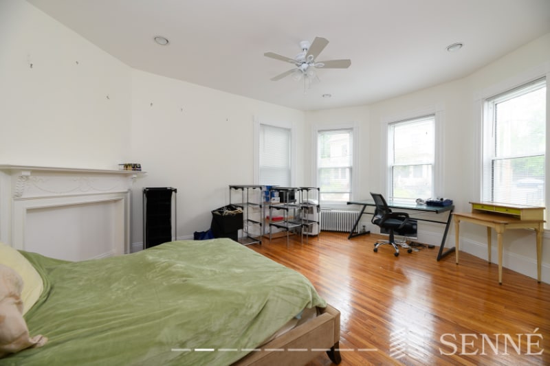 19 Trowbridge St in Cambridge, MA - Foto de edificio