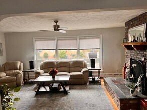 55 Fox Hill Rd in Nahant, MA - Building Photo - Building Photo