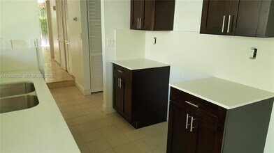 12322 SW 148th Terrace in Miami, FL - Building Photo - Building Photo