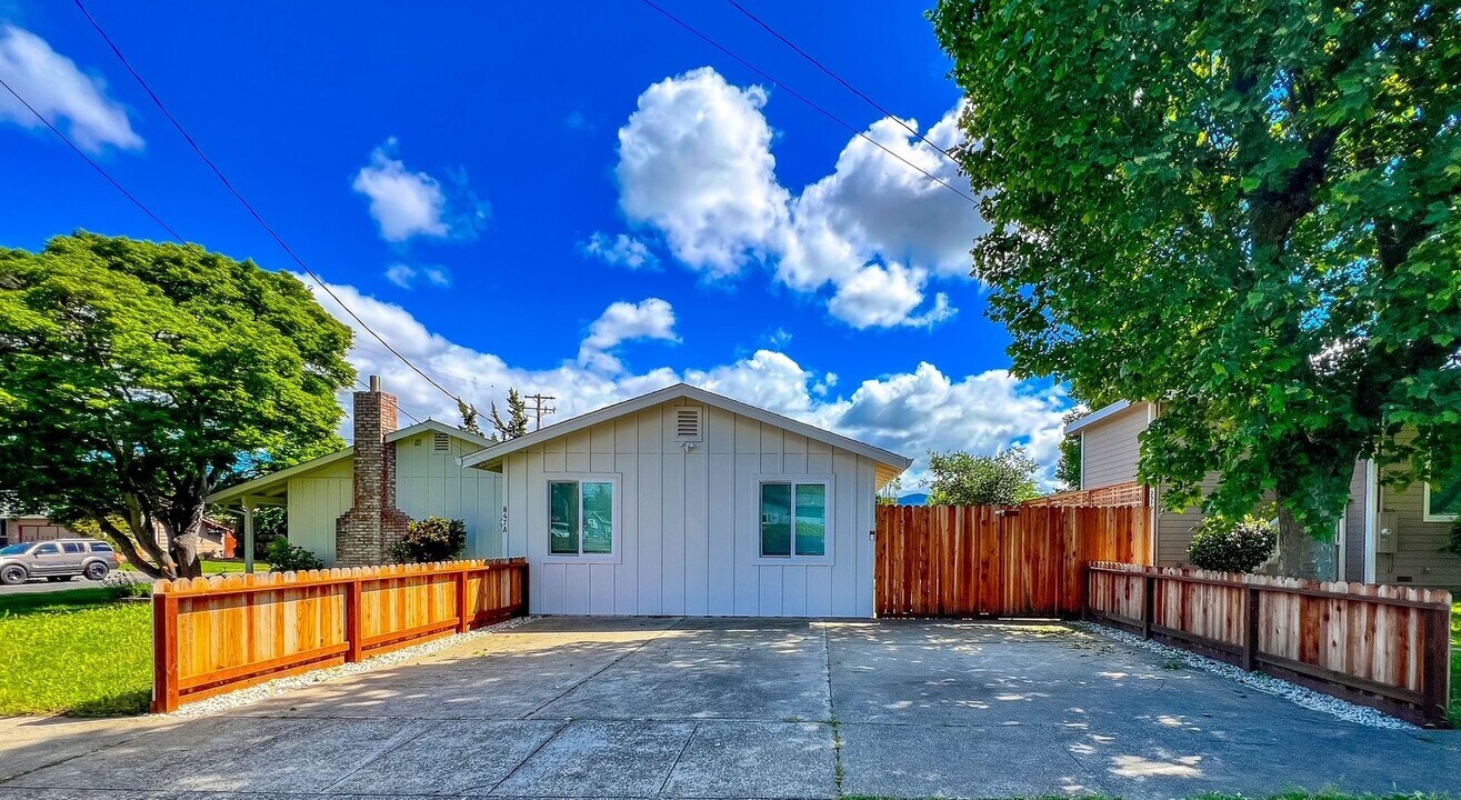 847 Central Ave in Napa, CA - Building Photo