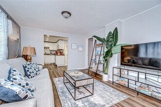 5437 Delette Ave S in Gulfport, FL - Building Photo - Building Photo