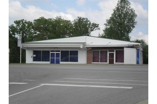 1316 N Washington Ave in Cookeville, TN - Building Photo