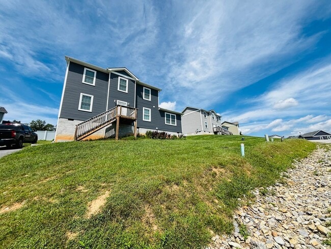 property at 158 Prairie View Ln