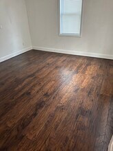 376 Dexter Dr in Bridgeport, CT - Building Photo - Building Photo