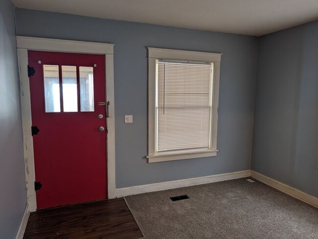 310 E College St in Independence, MO - Building Photo - Building Photo