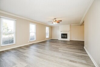 3328 Country Ridge Dr in Nashville, TN - Foto de edificio - Building Photo