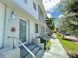 1100 10th St in Miami Beach, FL - Building Photo