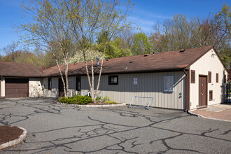 Hearthwood Village in Florham Park, NJ - Building Photo - Building Photo