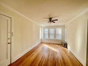 2536 W Thorndale Ave in Chicago, IL - Building Photo - Building Photo