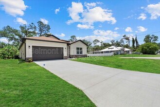 2682 Edwin Ave in North Port, FL - Building Photo - Building Photo