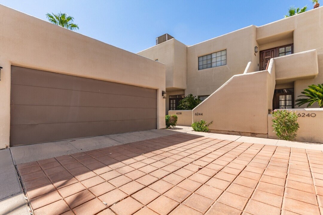 6238 N 30th Pl in Phoenix, AZ - Building Photo