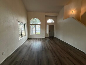 902 S Surfside Dr in Gilbert, AZ - Building Photo - Building Photo