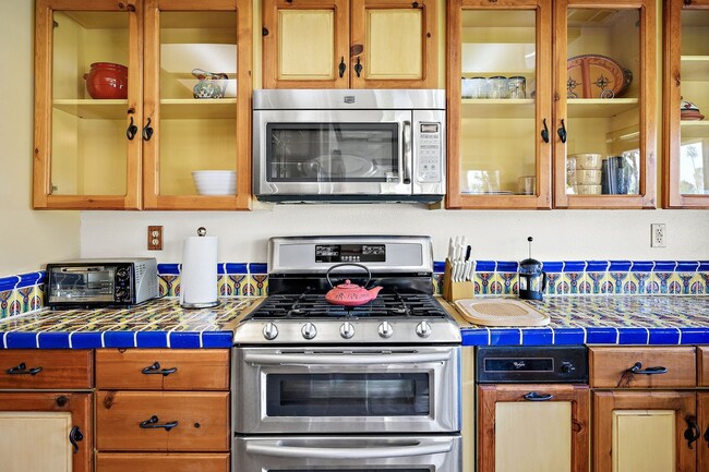 property at 7452 Regency Dr
