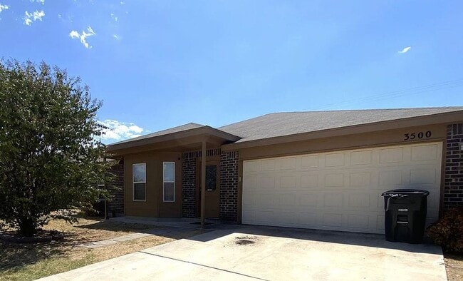 property at 3500 Doffy Dr