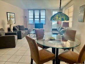 100 Lincoln Rd, Unit 821 in Miami Beach, FL - Building Photo - Building Photo