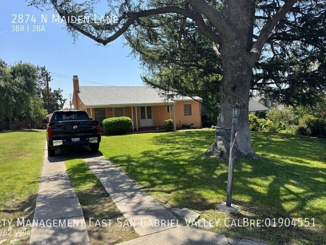 2874 Maiden Ln in Altadena, CA - Building Photo - Building Photo
