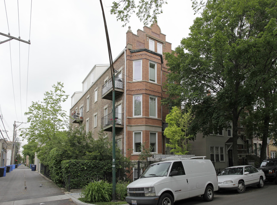 1712 N Wood St in Chicago, IL - Foto de edificio