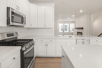 3464 Forres Ct in South Salt Lake, UT - Building Photo - Building Photo