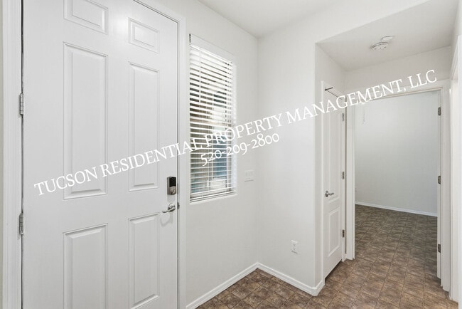 9535 Crowley Brothers Dr in Tucson, AZ - Building Photo - Building Photo