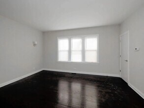 1540 W Waveland Ave in Chicago, IL - Building Photo - Building Photo