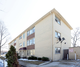 1058 S York Rd in Bensenville, IL - Building Photo - Building Photo