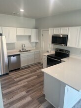 4551 N Sandplum Ct in Wichita, KS - Building Photo - Building Photo