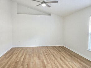 4702 Ramshead Dr in Valrico, FL - Building Photo - Building Photo