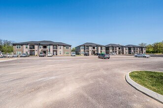 The Pads at W. Madison in Franklin, KY - Foto de edificio - Building Photo