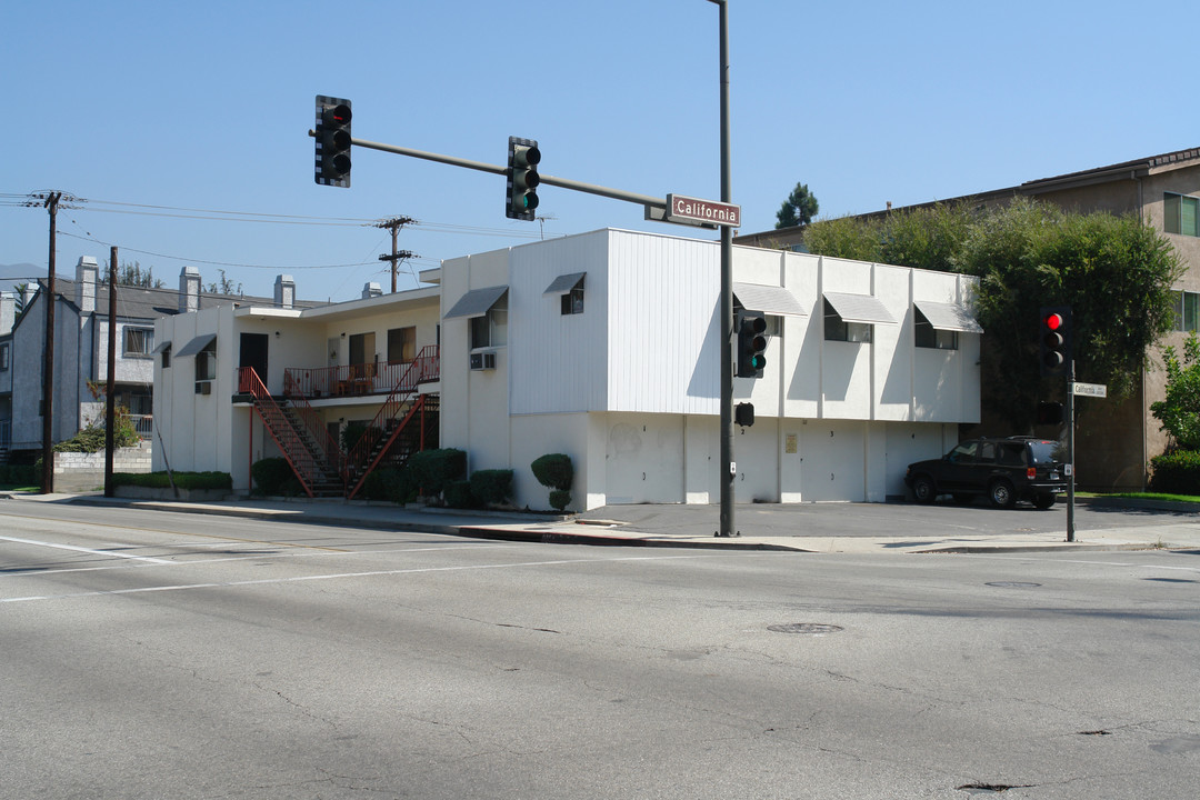 469 W California Ave in Glendale, CA - Building Photo