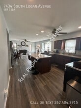 7434 S Logan Ave in Oak Creek, WI - Building Photo - Building Photo