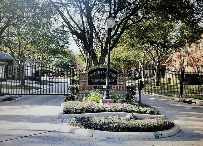 4176 Greystone Way in Sugar Land, TX - Foto de edificio - Building Photo