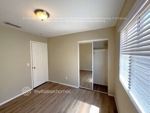 4709 N 84th Dr in Phoenix, AZ - Foto de edificio - Building Photo