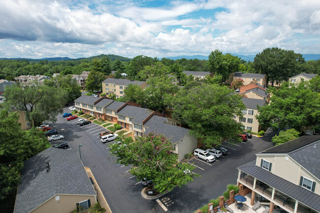 Westgate Apartments in Charlottesville, VA - Building Photo - Building Photo