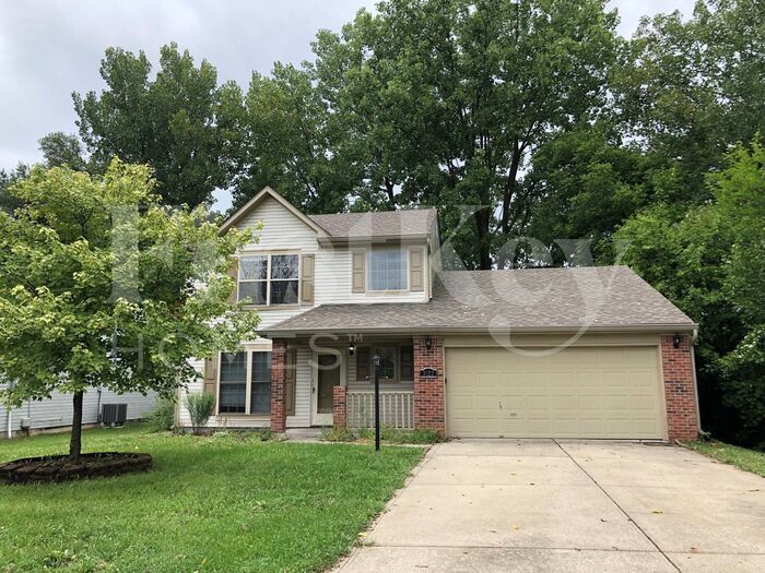 3922 Gray Arbor Dr in Indianapolis, IN - Foto de edificio