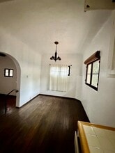 1519 N Hayworth Ave, Unit 1519 Hayworth in Los Angeles, CA - Building Photo - Building Photo